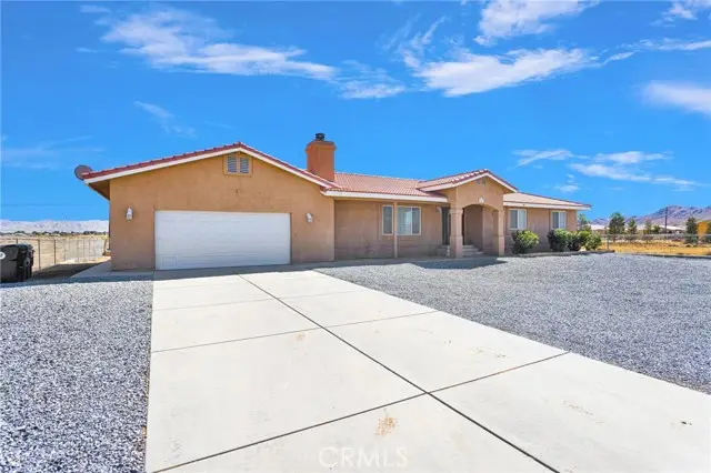 21237 South Road, Apple Valley, CA 92307 - #3