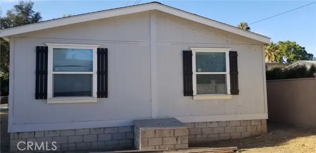 107 E Kingsley Avenue, Pomona, CA 91767 - Image #2