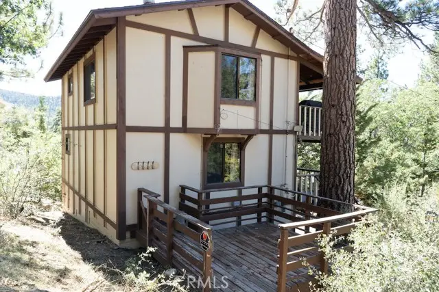 961 Villa Grove Avenue, Big Bear City, CA 92314 - Image #2