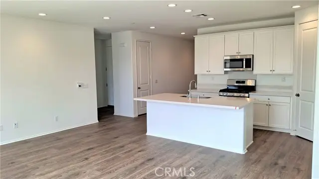 223 Almanac Street, Hemet, CA 92543 - #2