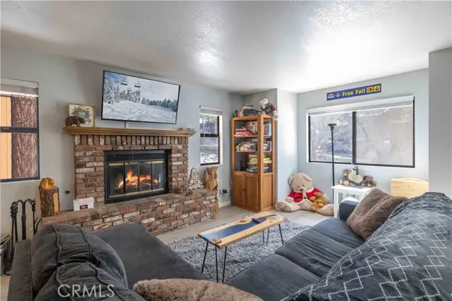 723 Summit Boulevard, Big Bear Lake, CA 92315 - Image #2