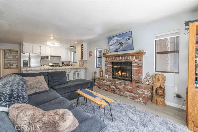 723 Summit Boulevard, Big Bear Lake, CA 92315 - Image #3