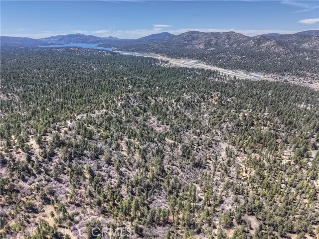 615 Kean Way, Big Bear City, CA 92314 - #3