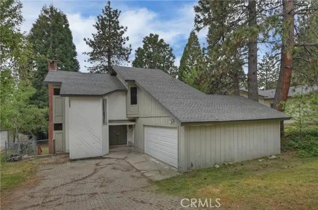 30997 Wild Oak Drive, Running Springs, CA 92382 - Image #1