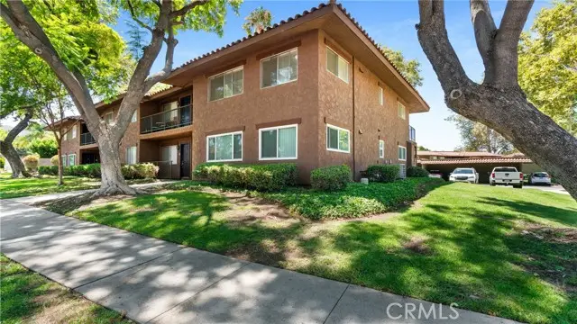 1598 Border Avenue #H, Corona, CA 92882 - Image #2