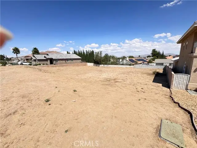 13145 Autumn Leaves Avenue, Victorville, CA 92395 - Image #3