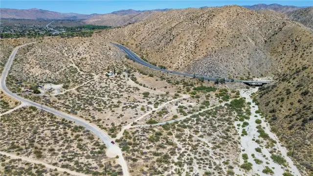 1 Canyon House Road, Morongo Valley, CA 92553 - #2
