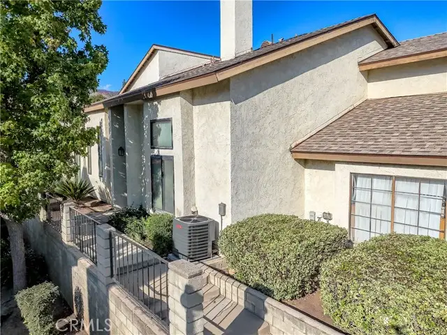 1974 E Lynwood Drive #2B, San Bernardino, CA 92404 - Image #1