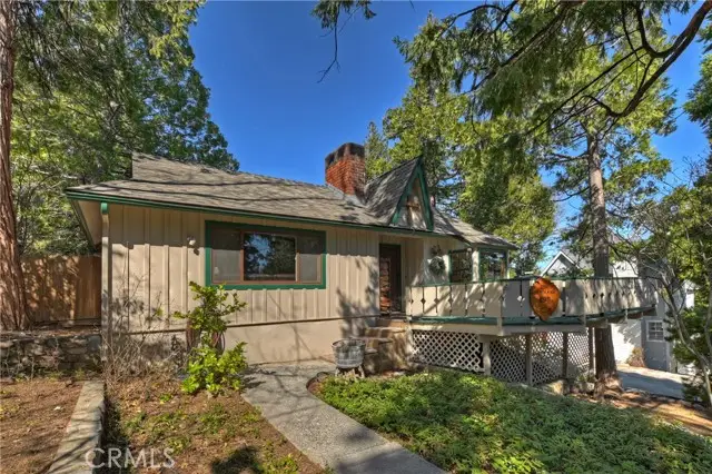 292 Heliotrope Drive, Lake Arrowhead, CA 92352 - Image #3