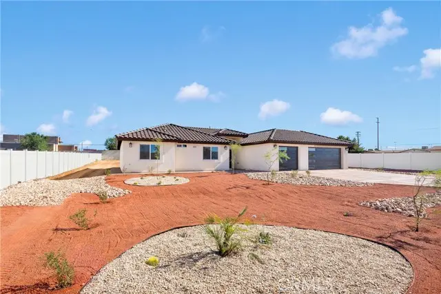 15353 Tokay Street, Victorville, CA 92395 - Image #2