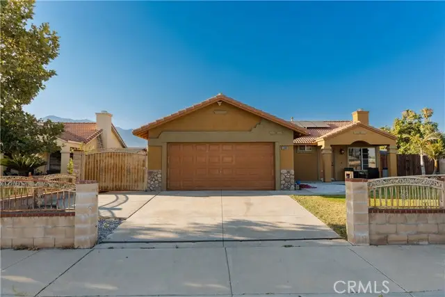 13868 Lexus Lane, Fontana, CA 92335 - Image #2