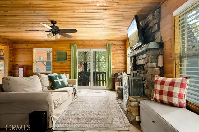 33400 Bluebird Drive, Green Valley Lake, CA 92341 - Image #3