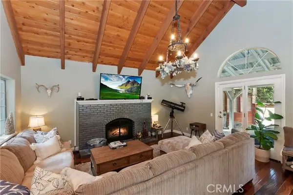 26746 Oakmont Drive, Lake Arrowhead, CA 92352