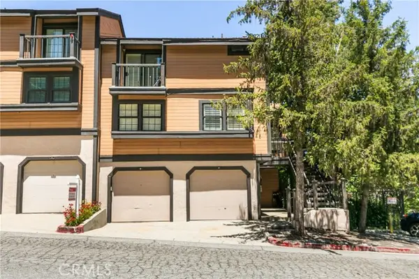 7 Village #2, Lake Arrowhead, CA 92352