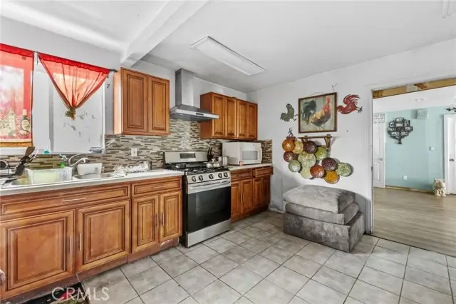 7499 Valaria Drive, Highland, CA 92346 - #1