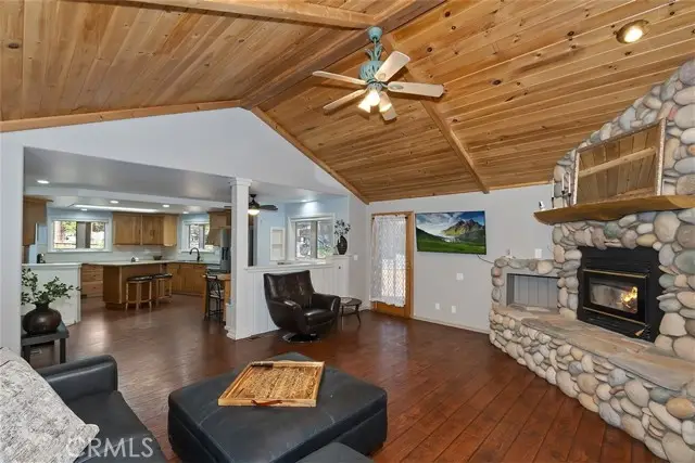 31722 Luring Pines Circle, Running Springs, CA 92382 - Image #1