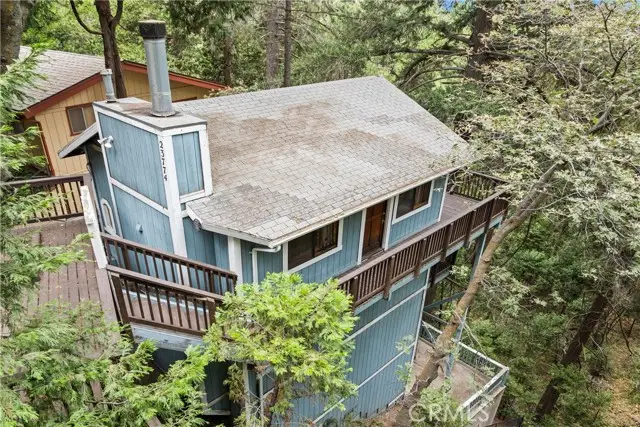 23774 Lakeview Drive, Crestline, CA 92325 - Image #2