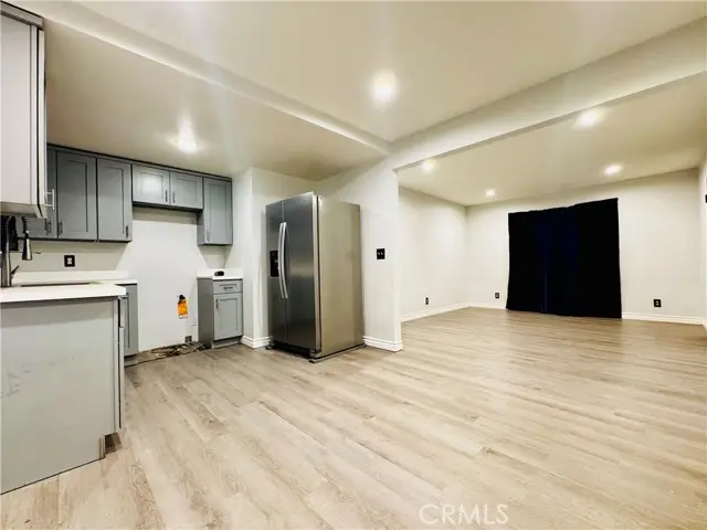 323 W 47th Place, Los Angeles, CA 90037 - #1