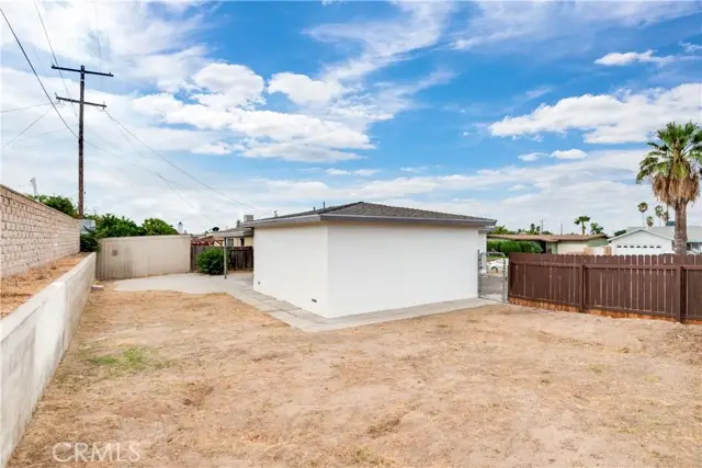 565 S Pampas Ave, Rialto, CA 92376 - Image #3