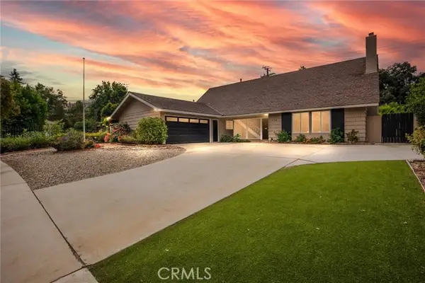 826 La Paloma, Redlands, CA 92373