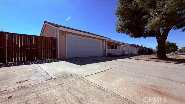 12404 Mammoth Drive, Victorville, CA 92392 - Image #3