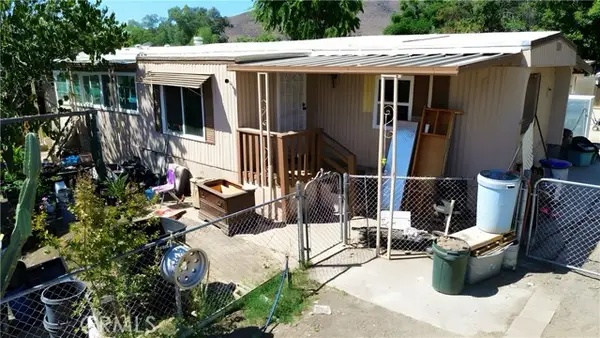 26635 Winchester, Hemet, CA 92545