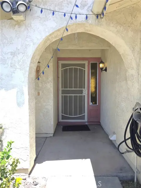 1028 W Woodcrest Street, Bloomington, CA 92316 - Image #3