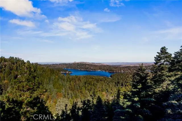 813 Greenbriar Drive, Skyforest, CA 92385 - Image #1