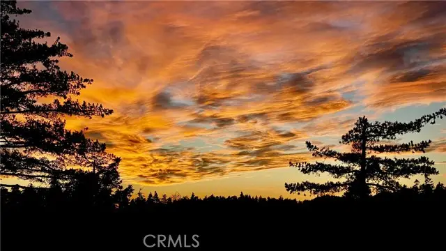 813 Greenbriar Drive, Skyforest, CA 92385 - Image #2