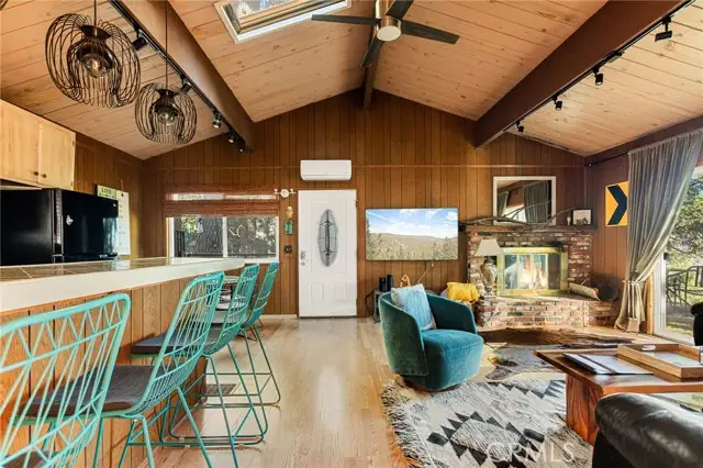 999 Mercury Way, Crestline, CA 92325 - #1