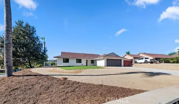 7695 Lakeside Dr, Jurupa Valley, CA 92509