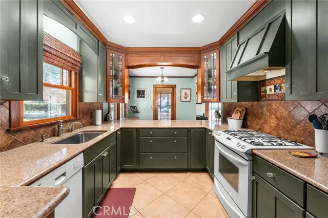 1021 Campus Avenue, Redlands, CA 92374 - Image #3