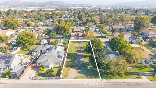 929 Fullerton Avenue, Corona, CA 92879