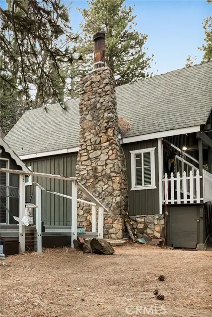 2667 Hunsaker, Running Springs, CA 92382 - #2