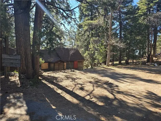 31845 Hilltop, Running Springs, CA 92382 - #2