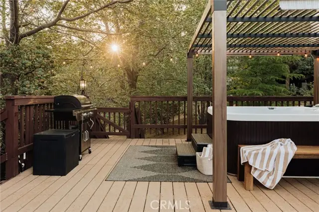 28000 West Shore Drive, Lake Arrowhead, CA 92352 - Image #2