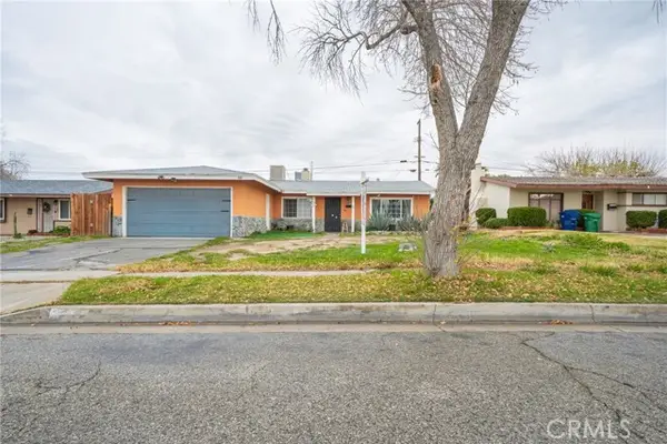 423 Landsford Street, Lancaster, CA 93535