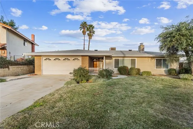 31976 Linda Ladera, Yucaipa, CA 92399 - #1