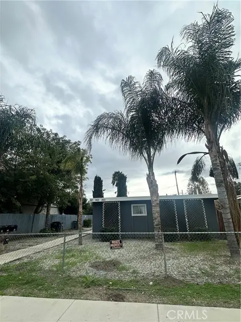 921 E Devonshire, Hemet, CA 92543