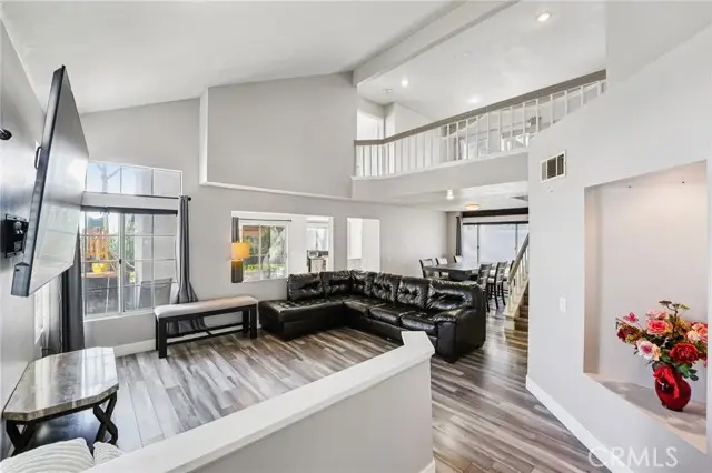 17586 Mountain Court, Riverside, CA 92503 - Image #3