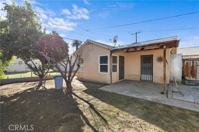 243 E E. Olive Street, San Bernardino, CA 92410 - Image #3