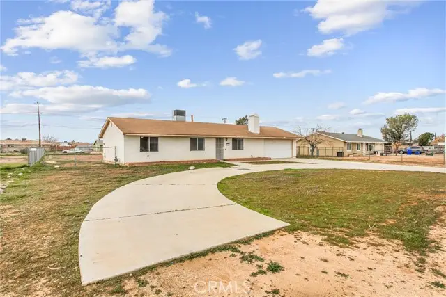 10636 Kiavan Road, Apple Valley, CA 92308 - #3