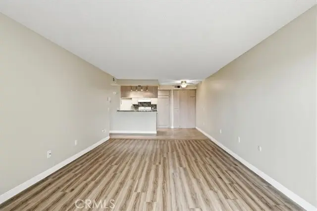 1517 E Garfield #32, Glendale, CA 91205 - #3