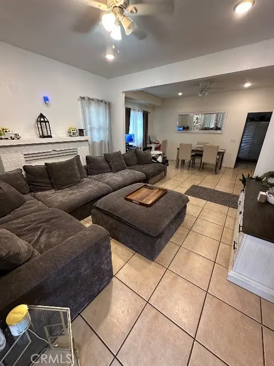 363 W Olive, San Bernardino, CA 92410 - Image #3