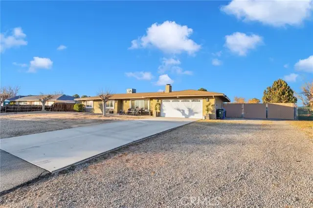 21940 Carlisle Road, Apple Valley, CA 92307 - #3