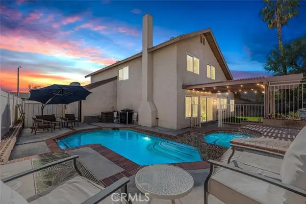 974 Nottingham, Corona, CA 92880