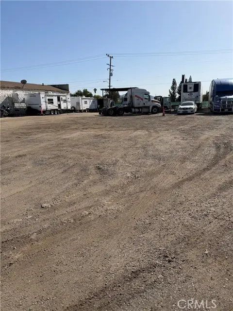 1966 W Rialto, San Bernardino, CA 92410 - Image #3