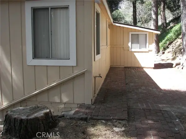 21636 Sawpit Canyon, Cedarpines Park, CA 92322