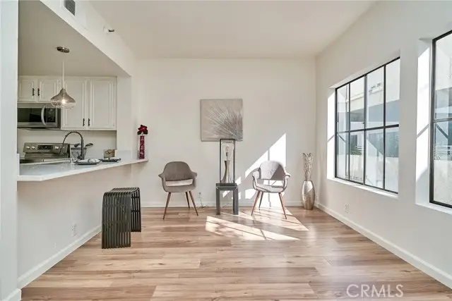 720 W 4th, Long Beach, CA 90802 - #3