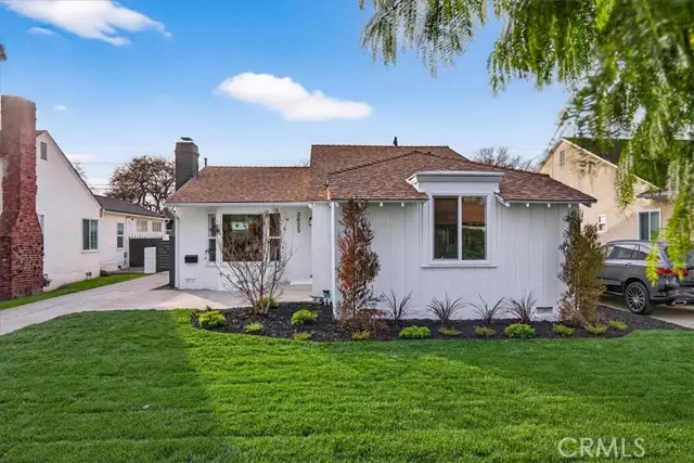 3825 Edgehill Drive, Los Angeles, CA 90008 - #2